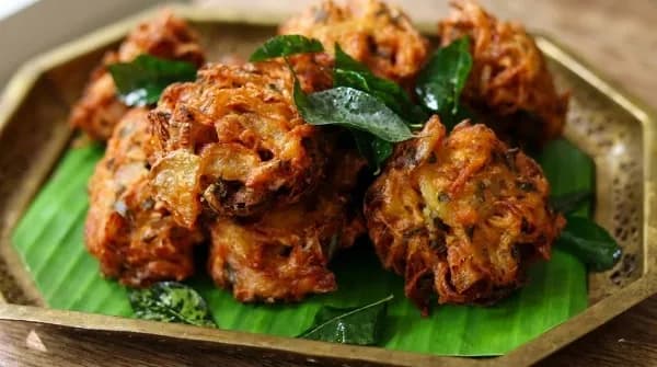 Crispy Onion Vada Crispy Onion Vada