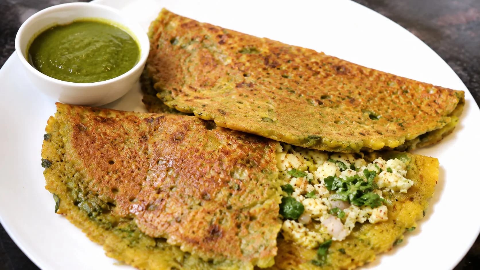 Tasty Paneer & Moong Dal Chilla Tasty Paneer & Moong Dal Chilla